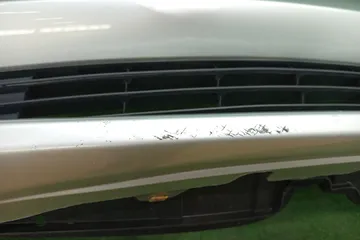 БАМПЕР НА TOYOTA PRIUS ZVW30
