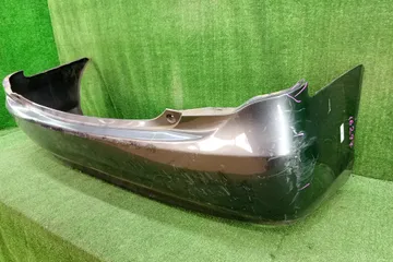 БАМПЕР НА TOYOTA COROLLA  AXIO NZE141