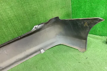 БАМПЕР НА TOYOTA COROLLA  AXIO NZE141