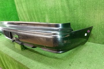 БАМПЕР НА TOYOTA VISTA SV30