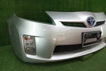 БАМПЕР НА TOYOTA PRIUS ZVW30