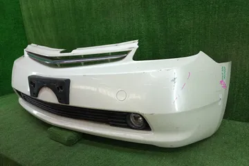 БАМПЕР НА TOYOTA PRIUS NHW20