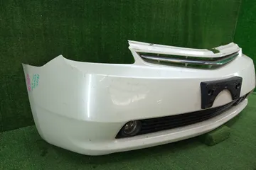 БАМПЕР НА TOYOTA PRIUS NHW20