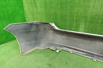 БАМПЕР НА TOYOTA PRIUS ZVW30