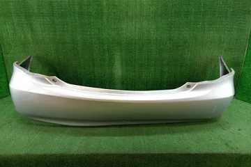 БАМПЕР НА TOYOTA COROLLA  AXIO NZE141