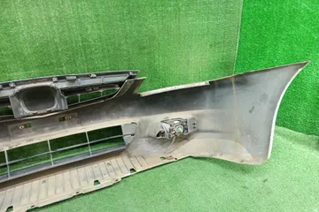 БАМПЕР НА HONDA INSPIRE UC1