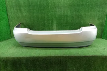 БАМПЕР НА TOYOTA COROLLA NZE121