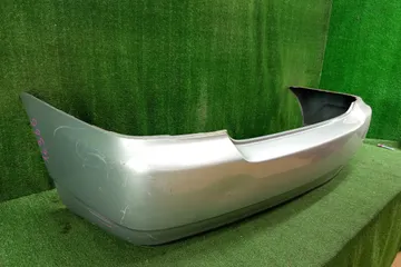 БАМПЕР НА TOYOTA COROLLA NZE121
