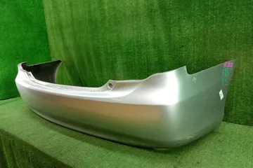 БАМПЕР НА TOYOTA COROLLA  AXIO NZE141