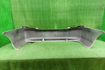 БАМПЕР НА TOYOTA COROLLA  AXIO NZE141