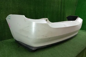 БАМПЕР НА TOYOTA PRIUS NHW20