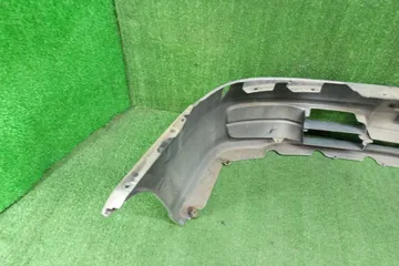 БАМПЕР НА NISSAN LIBERTY RM12