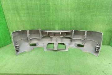 БАМПЕР НА MAZDA BONGO SK82V