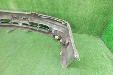БАМПЕР НА TOYOTA CAMRY SV40