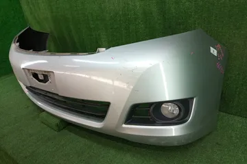 БАМПЕР НА TOYOTA ISIS ZNM10G