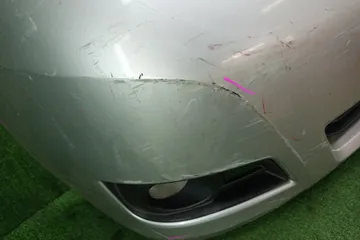 БАМПЕР НА TOYOTA ISIS ZNM10G