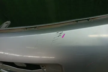 БАМПЕР НА TOYOTA ISIS ZNM10G
