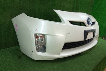 БАМПЕР НА TOYOTA PRIUS ZVW30