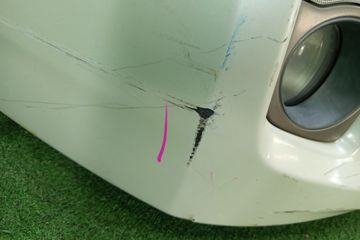 БАМПЕР НА TOYOTA PRIUS ZVW30
