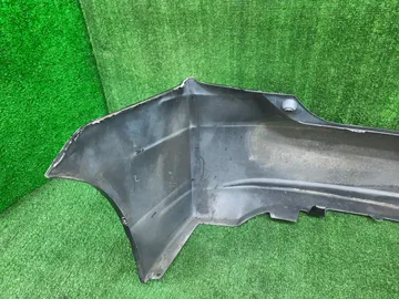 БАМПЕР НА TOYOTA PRIUS ZVW30