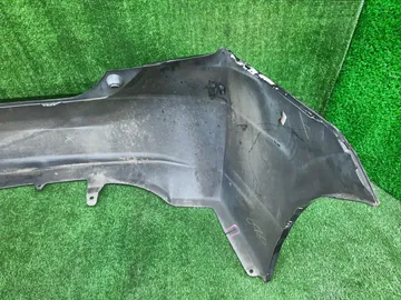 БАМПЕР НА TOYOTA PRIUS ZVW30