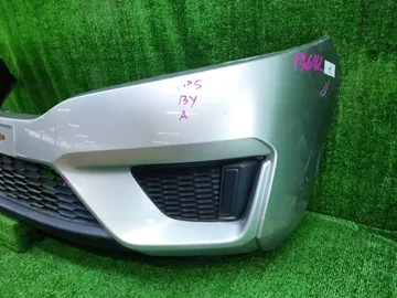 БАМПЕР НА HONDA FIT GP5