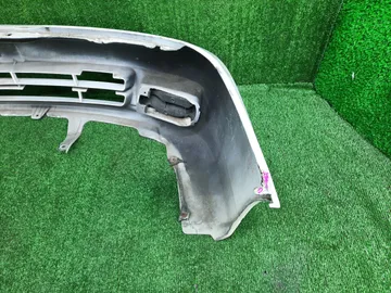 БАМПЕР НА NISSAN BLUEBIRD QU14