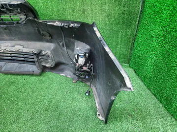 БАМПЕР НА TOYOTA PRIUS ZVW30