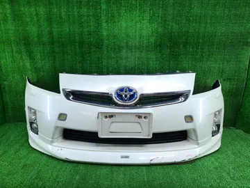 БАМПЕР НА TOYOTA PRIUS ZVW30
