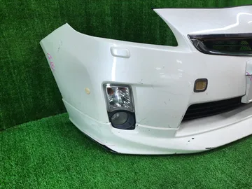 БАМПЕР НА TOYOTA PRIUS ZVW30