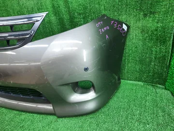 БАМПЕР НА TOYOTA ISIS ZNM10G