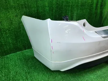 БАМПЕР НА TOYOTA PRIUS ZVW30