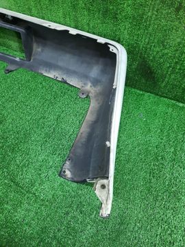 БАМПЕР НА TOYOTA COROLLA AE100