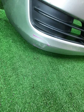 БАМПЕР НА TOYOTA ISIS ZNM10G