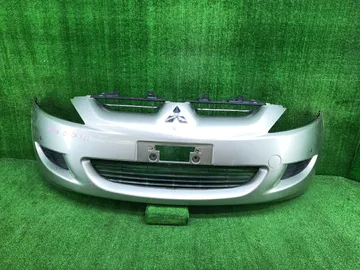 БАМПЕР НА MITSUBISHI GRANDIS NA4W