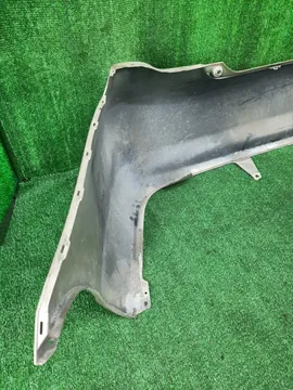 БАМПЕР НА TOYOTA COROLLA  AXIO NZE141