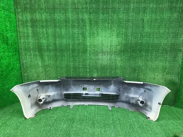 БАМПЕР НА TOYOTA WISH ZNE10G