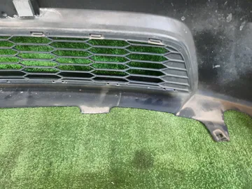 БАМПЕР НА TOYOTA ISIS ZGM10G