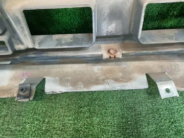 БАМПЕР НА TOYOTA VISTA SV50