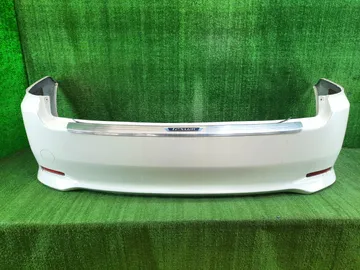 БАМПЕР НА TOYOTA IPSUM ACM21W