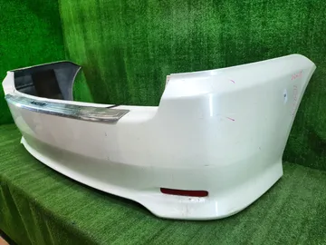 БАМПЕР НА TOYOTA IPSUM ACM21W