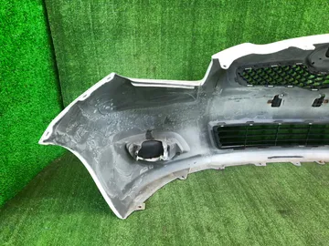 БАМПЕР НА TOYOTA VITZ SCP90
