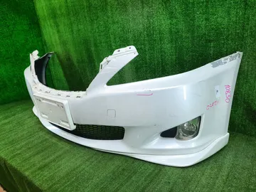 БАМПЕР НА LEXUS IS350 GSE21