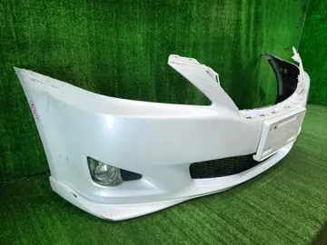 БАМПЕР НА LEXUS IS350 GSE21
