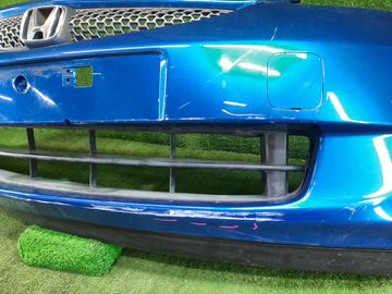 БАМПЕР НА HONDA FIT GD1