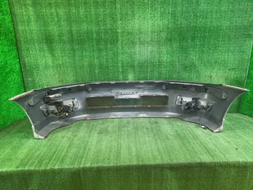 БАМПЕР НА MITSUBISHI CHARIOT GRANDIS N84W