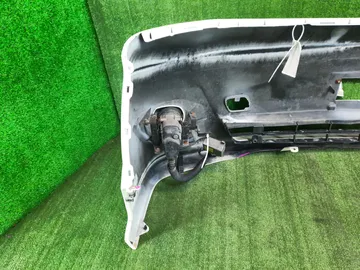 БАМПЕР НА TOYOTA ALPHARD ANH10W