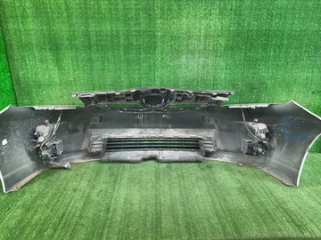 БАМПЕР НА TOYOTA PRIUS ZVW30