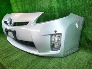 БАМПЕР НА TOYOTA PRIUS ZVW30