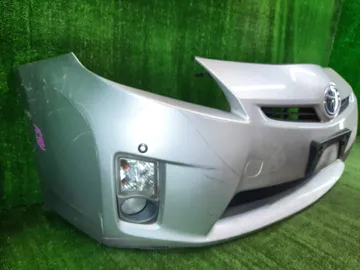 БАМПЕР НА TOYOTA PRIUS ZVW30